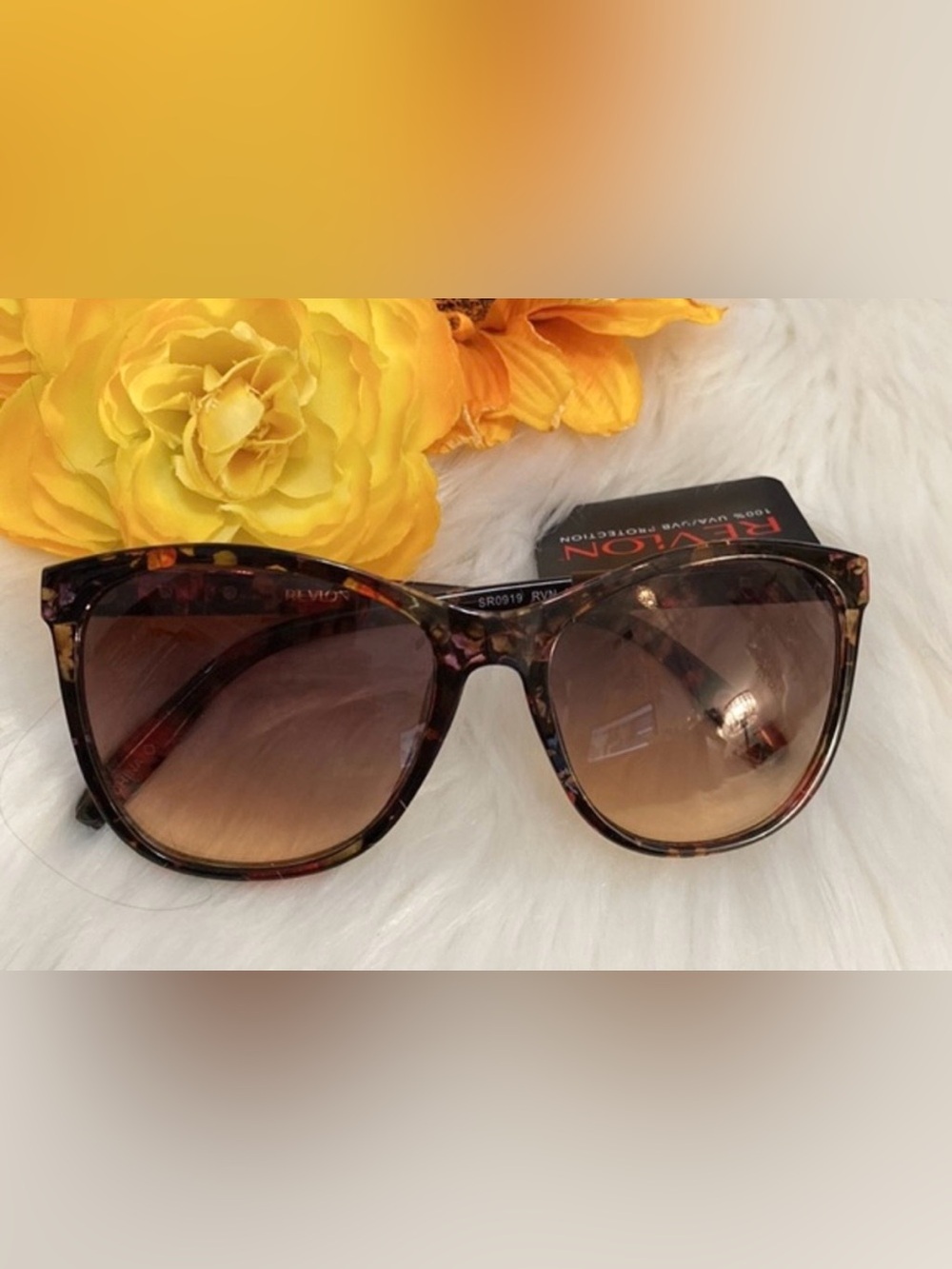 Women’s Mixed Brown Clear Frame Sunglasses With Gold Accent Arms Revlon NEW!